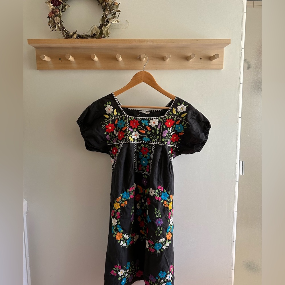 Vintage Mexican embroidered mini dress